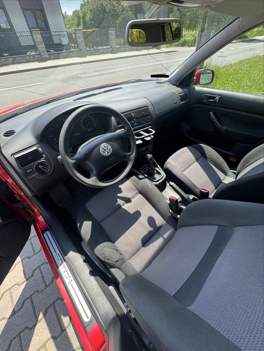 Golf 4 1.9 TDI.