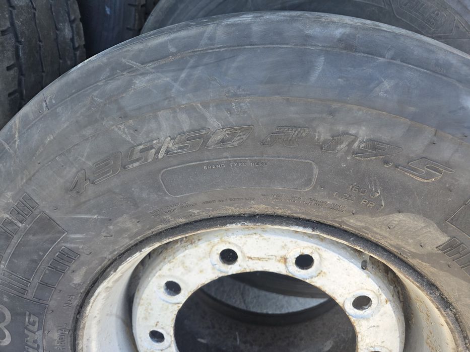 Opona 435 50 19,5 Pirelli ST 01