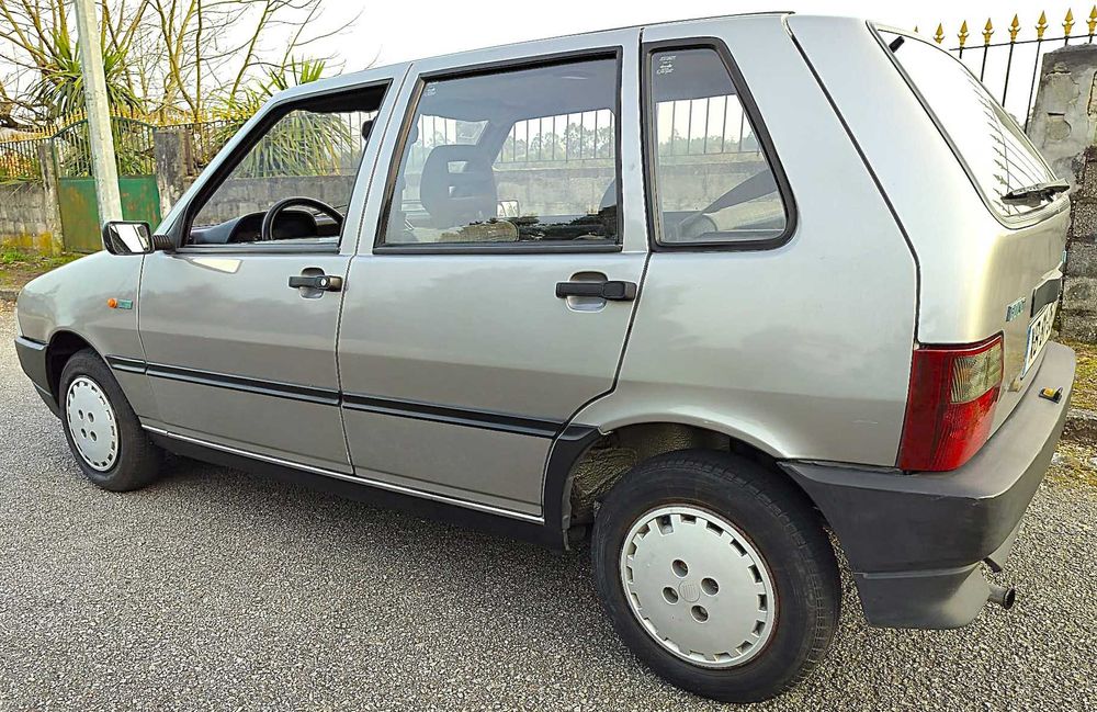 Fiat Uno 45s - Rigoroso Estado