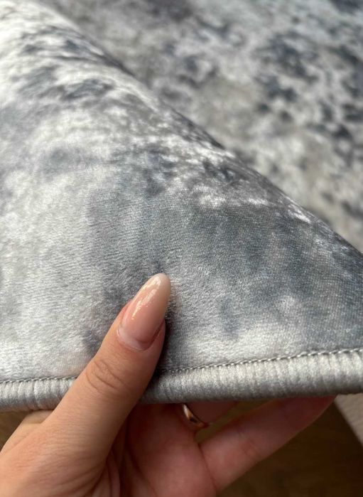 Килим у вітальню спальню дитячий безворсовий ковер антиковзаючий велюр