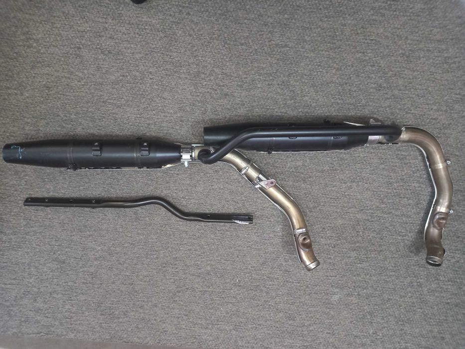 Sistema de escape Harley Davidson 883 Sportster 1200 como novo.