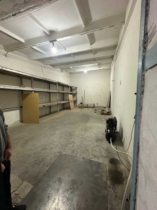 Склад-офіс у центрі міста 3500 м2