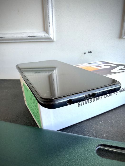 Продам Samsung A50