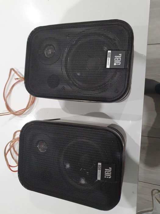 Głośniki JBL Control One