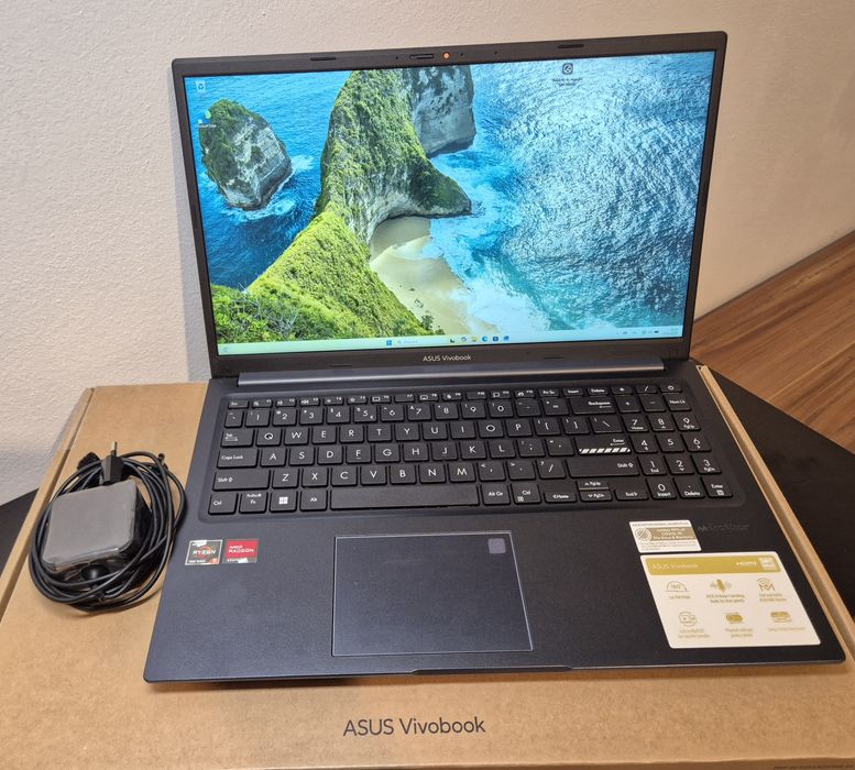Asus Vivobook 15, Ryzen 7530u, 16GB RAM,  SSD 512GB