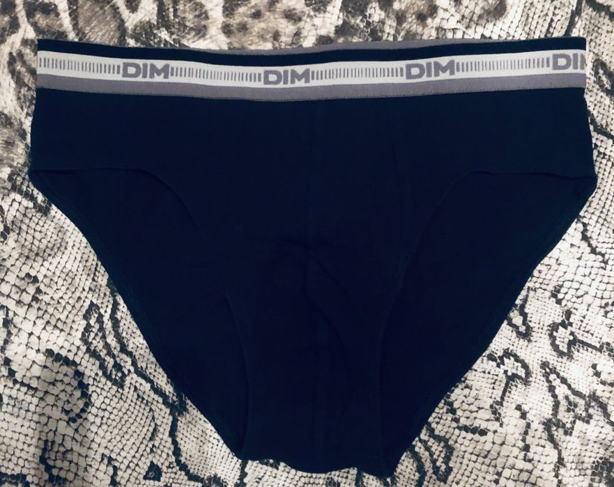 Slips, cuecas muito confortáveis em bom estado