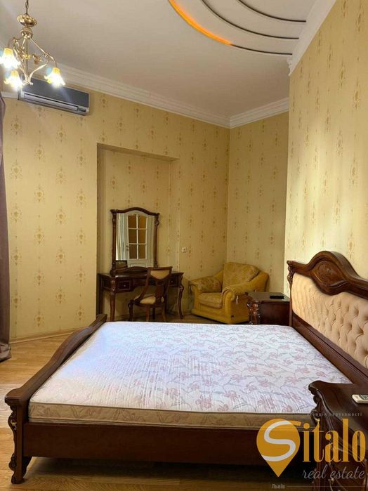 Оренда 4 кімнатної квартири, вулиця Крушельницької