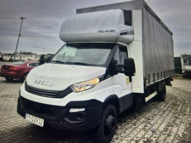 Iveco Dostawcze     Iveco     Daily 50C18 Hi-Matic  Iveco Daily 50C18 Hi-Matic  pojazd krajowy winda dlugosc 6,10  / 16palet