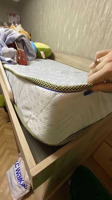 Продам ліжко Савана з матрацом