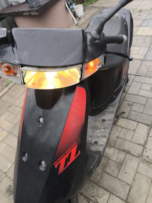 Продам скутер Сузуки сепия зз