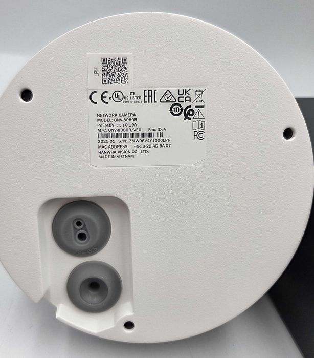 Kamera IP Hanwha Techwin QNV-8080R + aku do awaryjnego zasilania