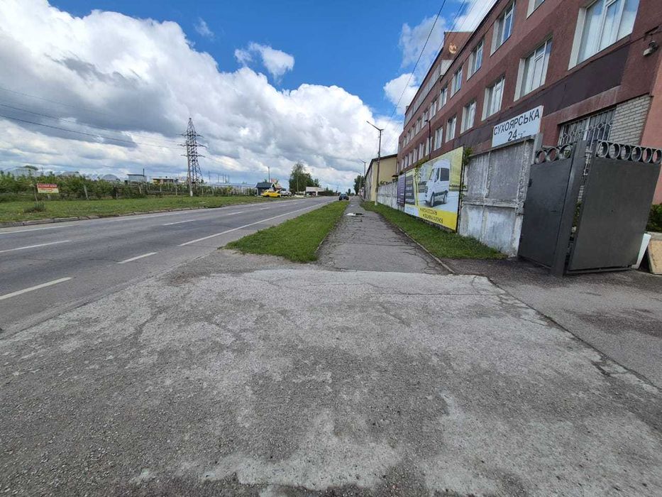 1800м2 приміщення + 30сот землі