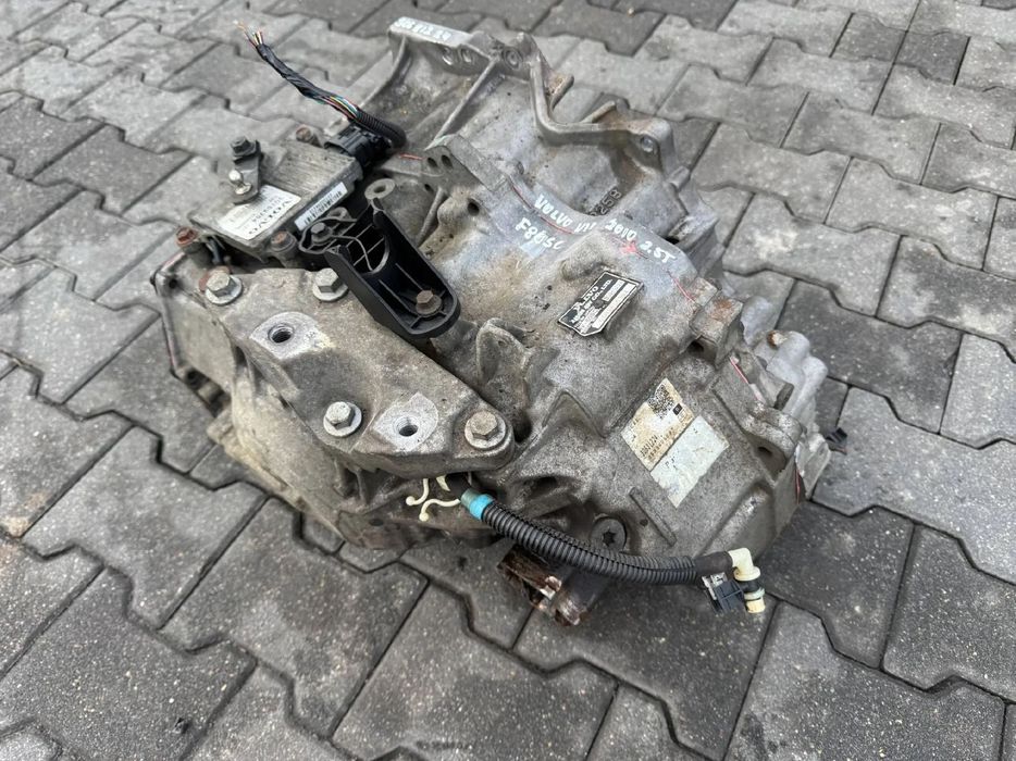AUTOMATYCZNA SKRZYNIA BIEGÓW 2.5 T 30681224 VOLVO V70 2010