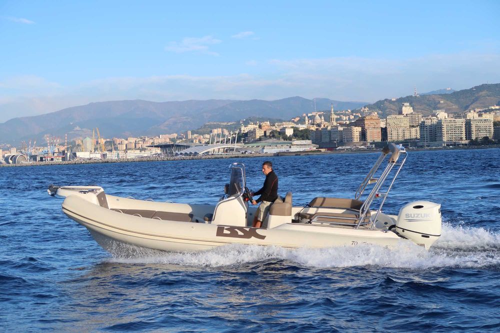 Nowa łódź RIB: BSC 70 - dł.:7,35m/14os. - od boatcenter.pl