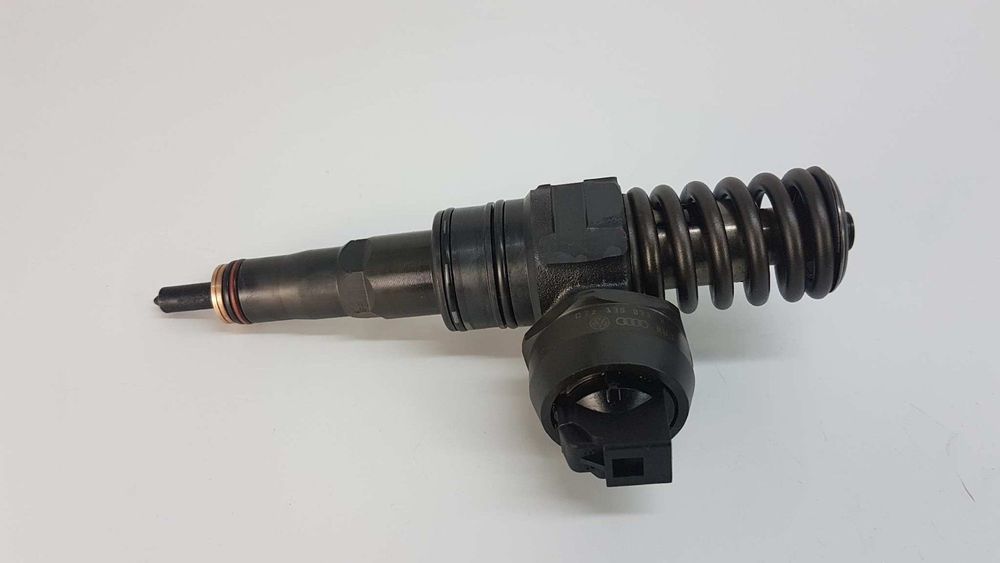 INJETOR VOLKSWAGEN TOUAREG (7LA) TDI V10