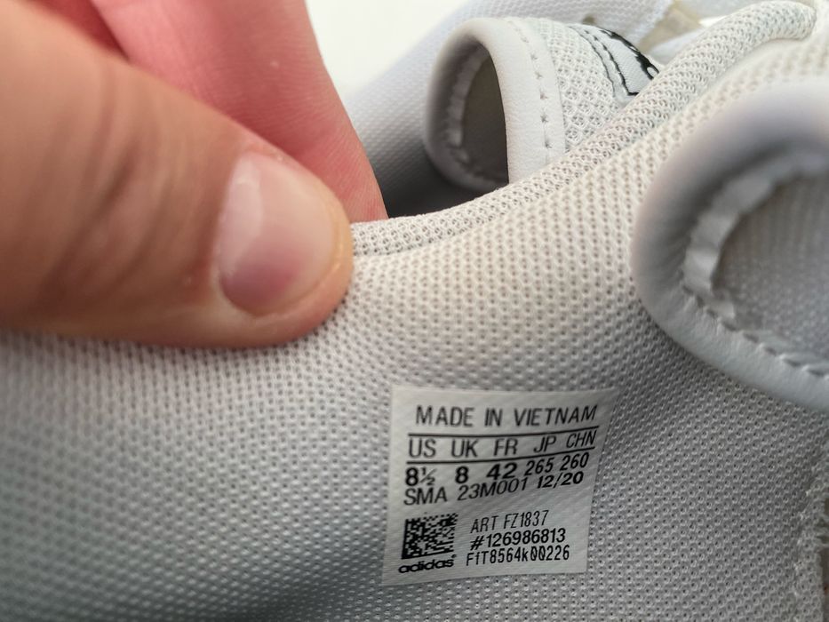Кросівки Adidas breaknet