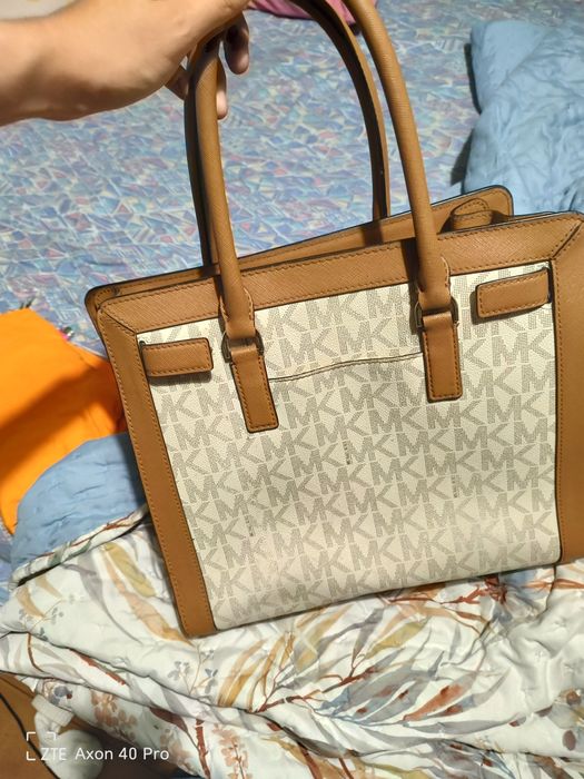 Mala Michael Kors64176346436099121