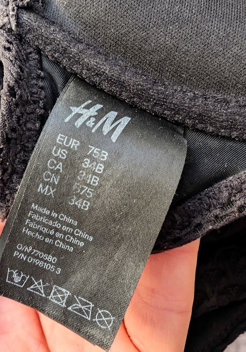 Czarny dwuczęściowy strój HM 36