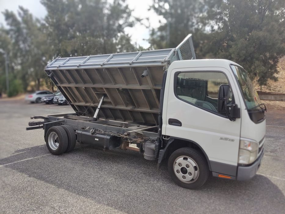 Mitsubishi Canter 3.0 125 cv com báscula