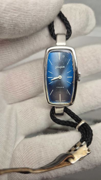Rzadki damski mechaniczny *Glashutte* NRD