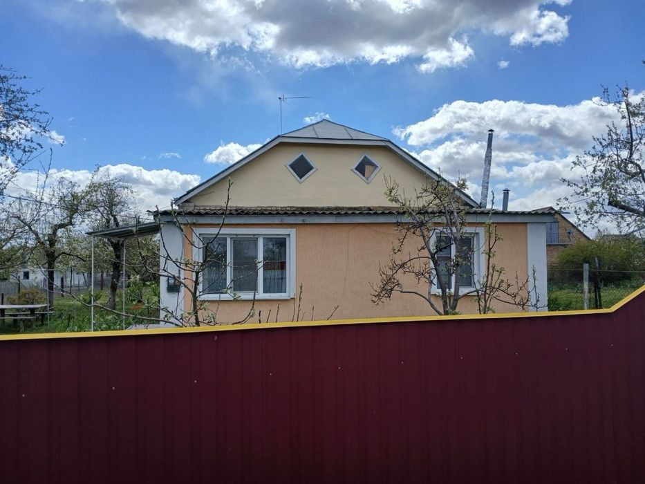 Продаж будинку в м. Яготин Київської області