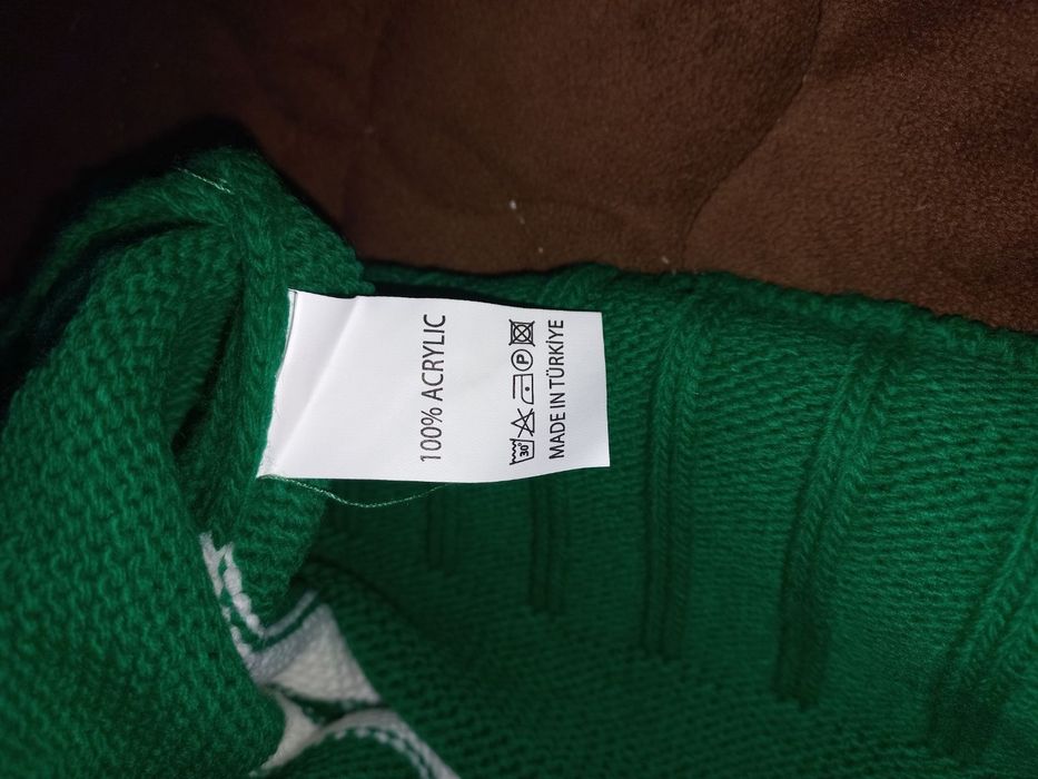 Укорочена кофта розмір:S-M