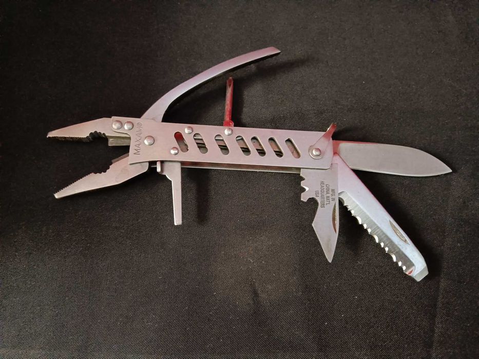 Maxam Multi-Function Pliers64409310277891122