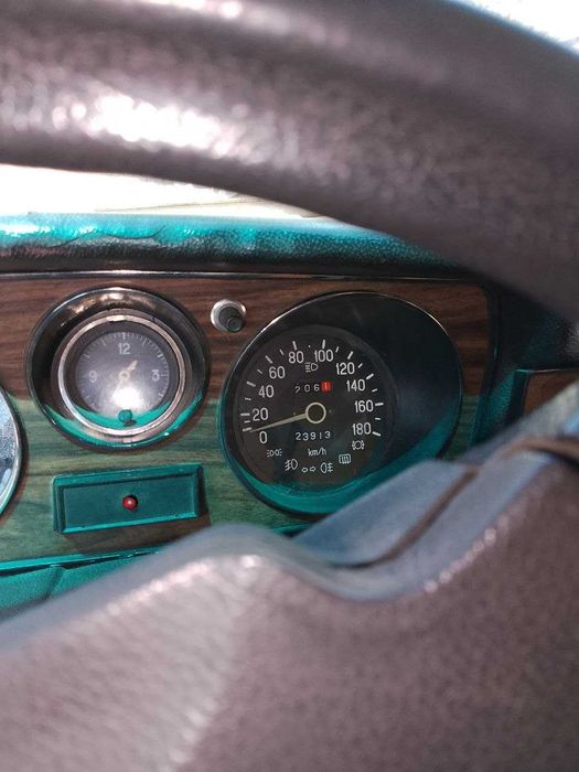 Продаю автомобіль ГАЗ 3102. 1995 р/в, на ходу..