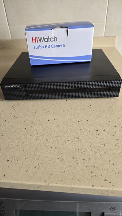 Kit Segurança HIKVISION + HiWatch – Quase Novo!