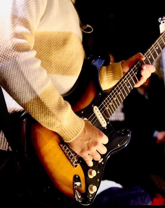 AULAS de GUITARRA ELÉTRICA (online) - Iniciantes e Intermediários