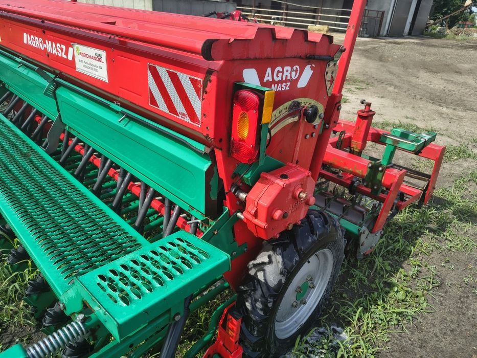 Agregat uprawowo siewny AgroMasz 3m