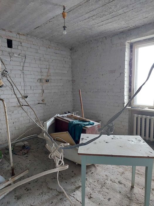 Продается 2-х к. квартира на Бульваре Центральном под ремонт, 52 кв.м