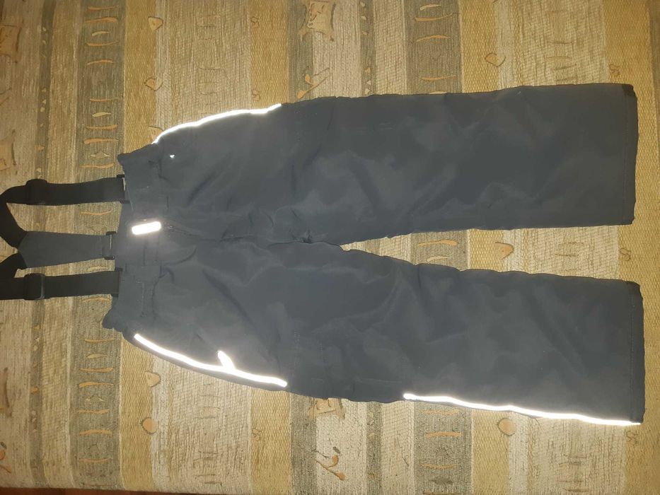 Продам зимний комбинезон Topolino р.110