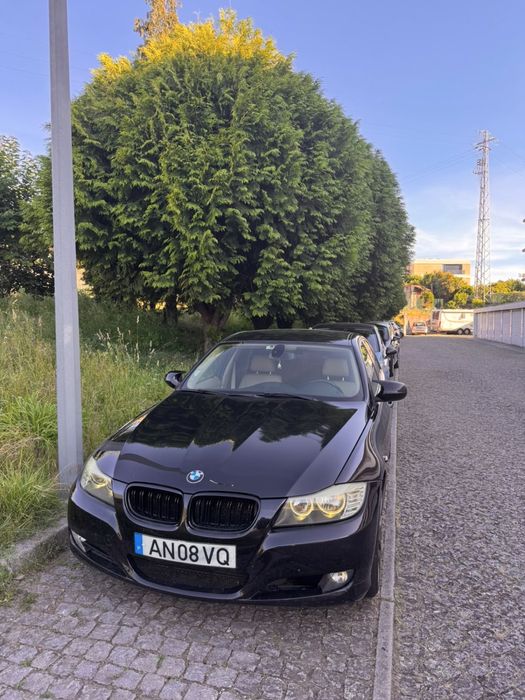 BMW E90 318D 2011