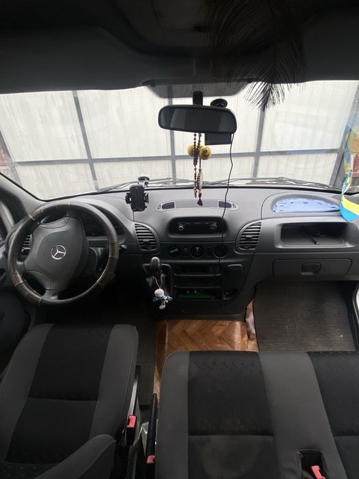 Mercedes Benz Sprinter 2005