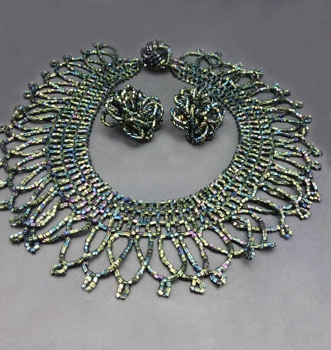 Ретро ожерелье