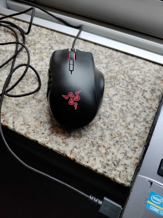 Rato gamer Razer Naga Trinity