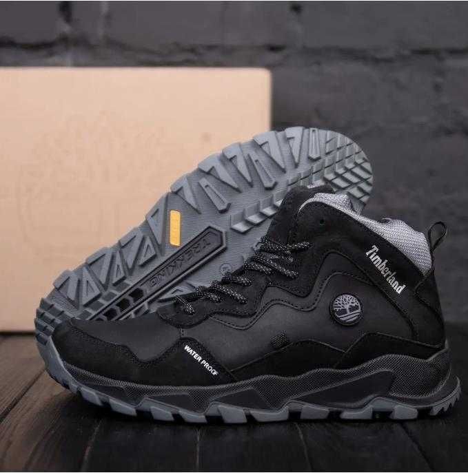 Чоловічі зимові черевики кросівки натуральна шкіра, теплі і міцні