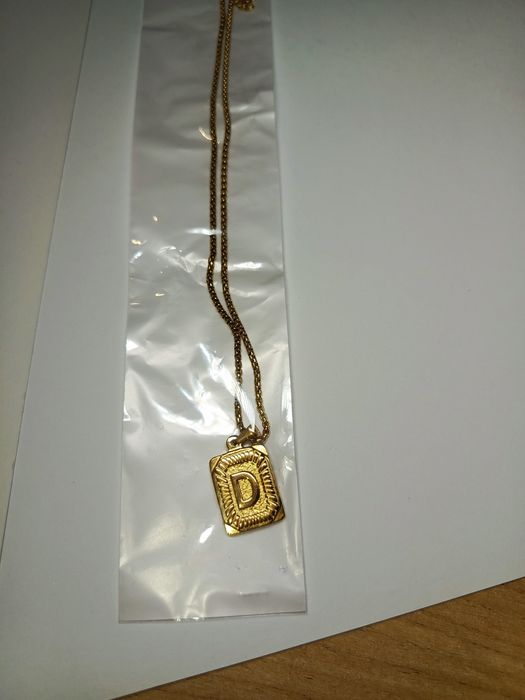 Naszyjnik Nieśmiertelnik z literą