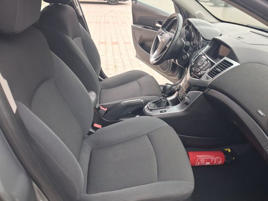 Chevrolet cruze 2011r 1.8benz sprowadzony zarejestrowany w Polsce