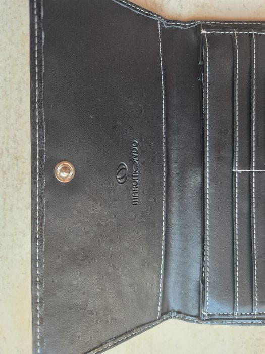 Carteira de mulher preta