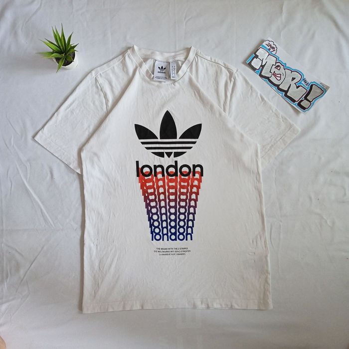 Футболка adidas (S-M) + ПОДАРОК адидас y2k sk8 casuals