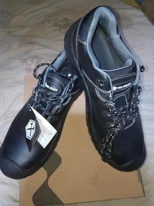 Ботинки TOE GUARD