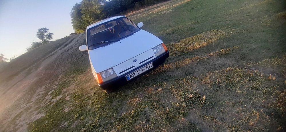 продам таврию в отличном состоянии