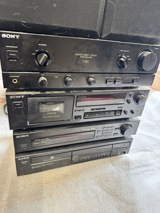 Музыкальный центр