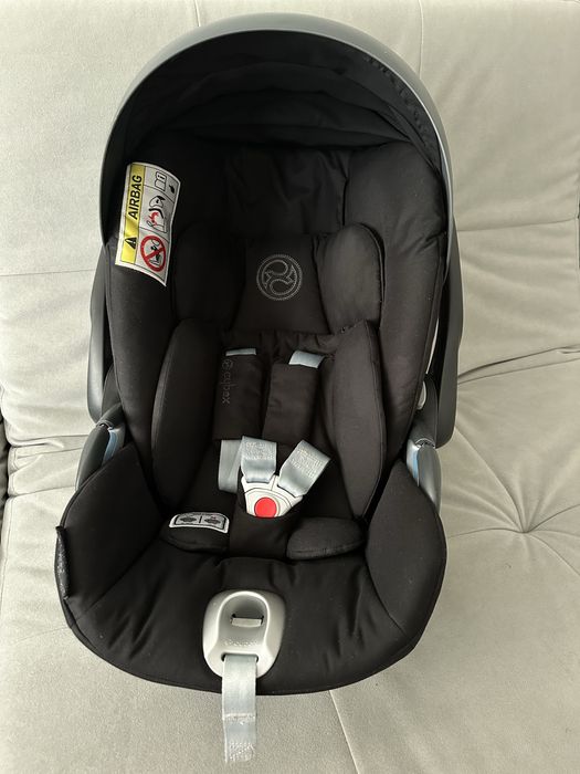Автокрісло Cybex Cloud Z i-Size Deep Black black