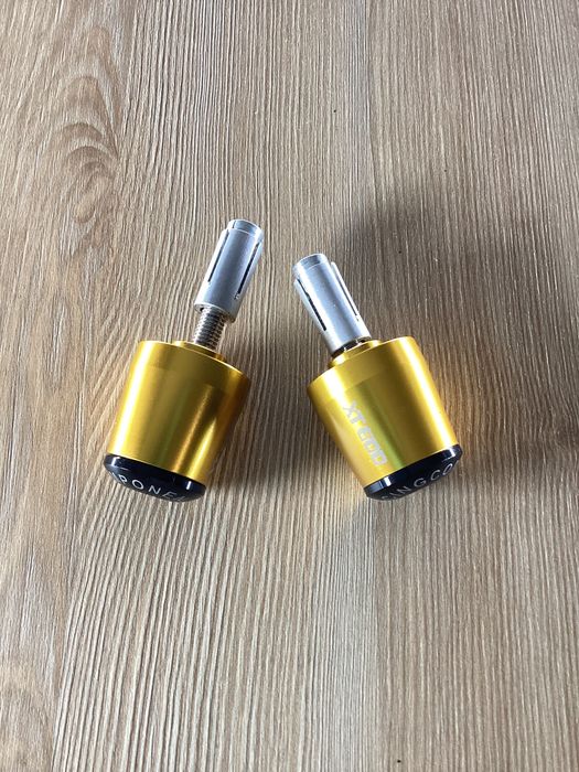 Acessórios Moto 7/8 (22mm) – Manopla + Tampa de Guidão – Yamaha XT600