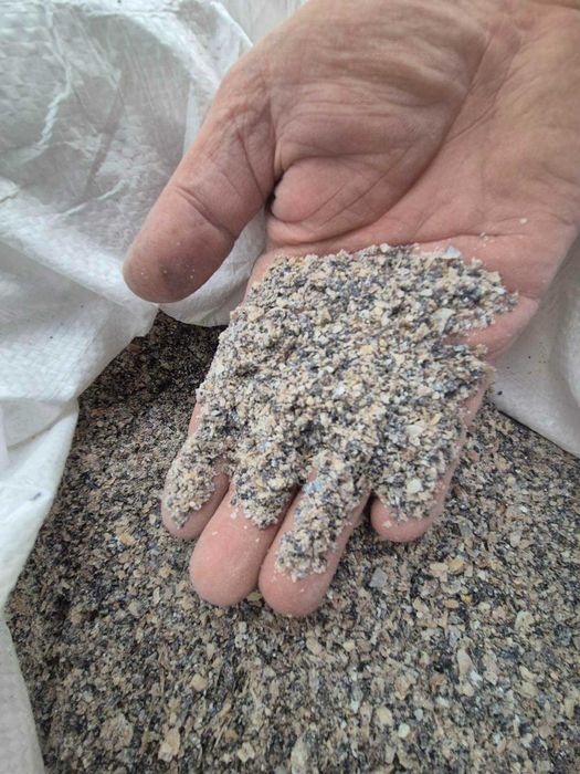 Ракушка кормова подрібнена для курей, перепелів | кальцій