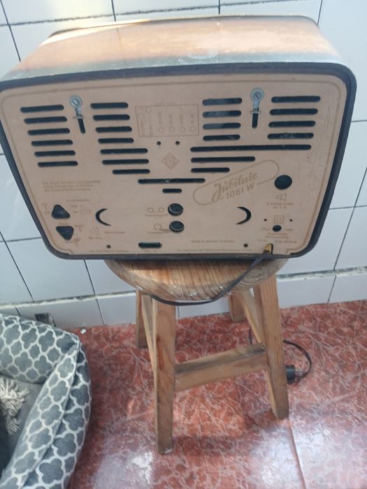 Vendo rádio antigo