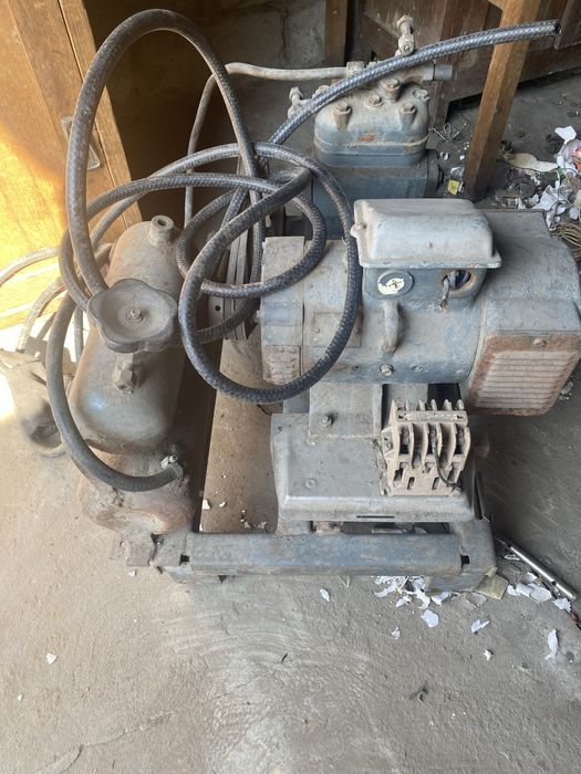 Продам компресор